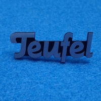 Teufel logo voor Ultima 40 MK4