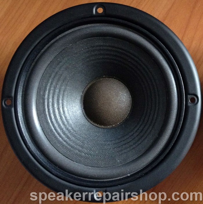 JBL A606 Tieft&ouml;ner nach Reparatur