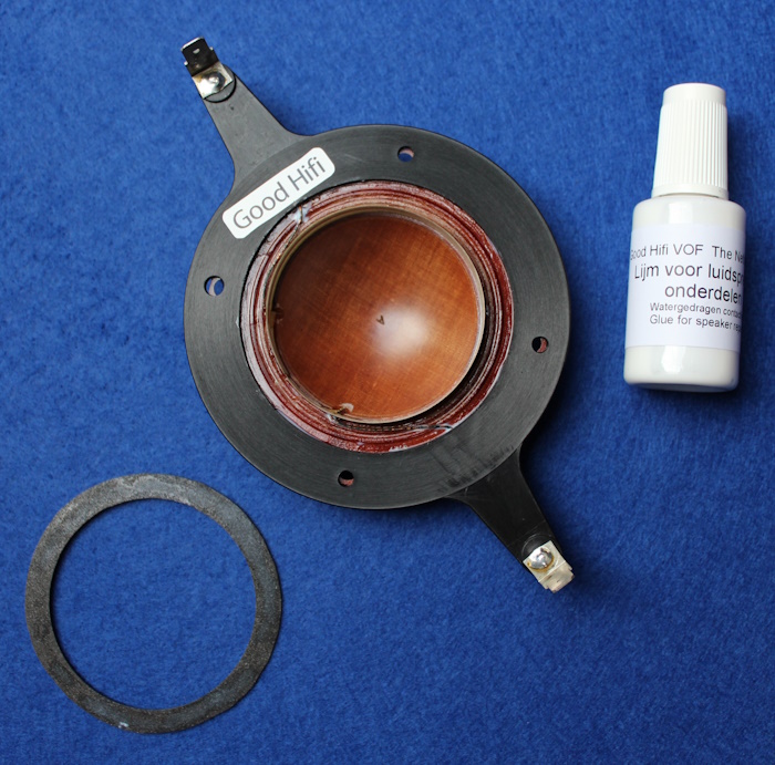 Making a sealing ring for (RCF) diaphragm: glue the new sealing ring onto the diaphragm