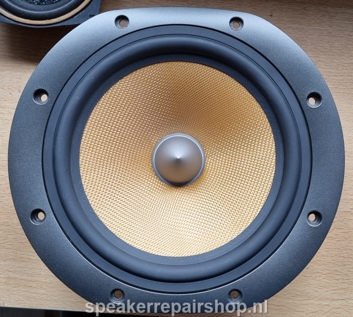 Bowers & Wilkins ZZ12467 woofer / midrange with new surround mounted