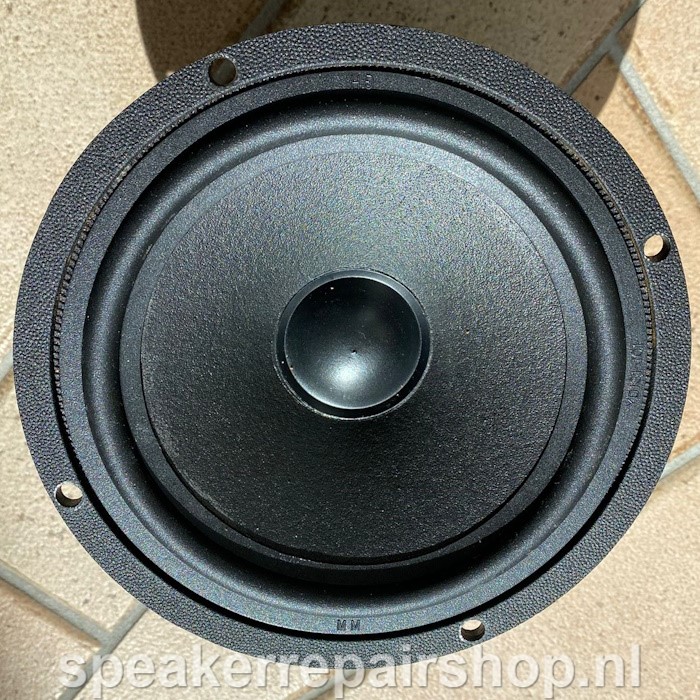 Vifa P13SG-03 midwoofer with a new special rubber surround mounted