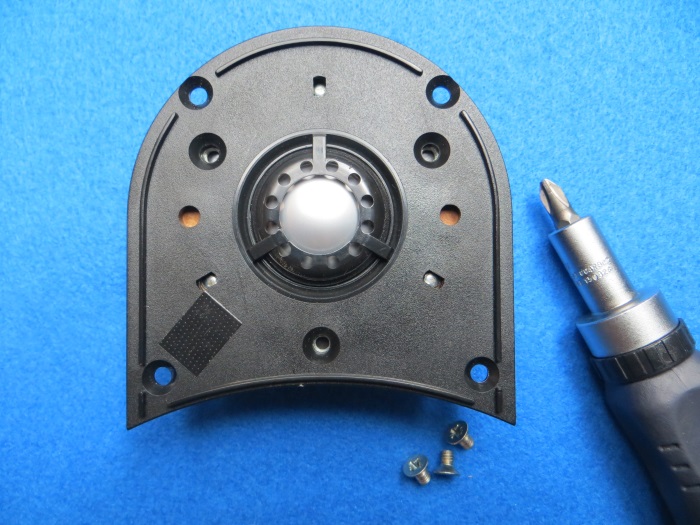 Replace ferrofluid in B&W ZZ05460 tweeter: carefully place back the diaphragm