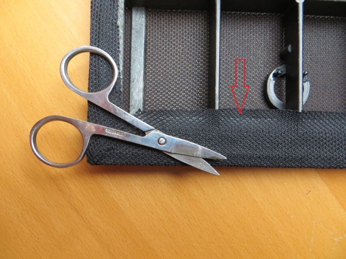 Replace speaker cloth: make sure the speaker cloth is folded tightly around the grille