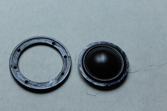 B&W N801S (TS26 80) tweeter repair: glue applied to the tweeter frame and the diaphragm