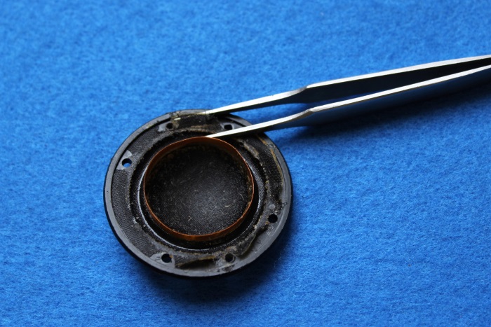 B&W N801S (TS26 80) tweeter repair: remove the tweeter diaphragm from the tweeter frame