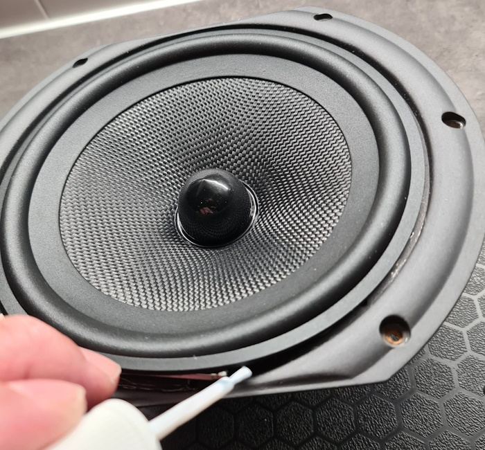 Wharfedale Diamond 9.4 woofer (model 17158), glue the new rubber surround to the cone and frame