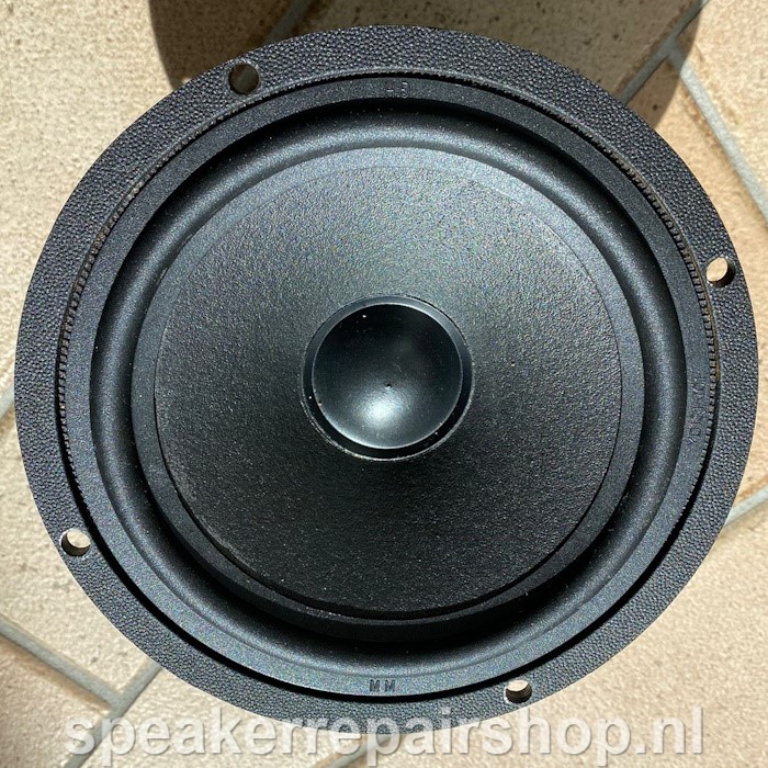 Vifa P13SG-03 midwoofer voorzien van een speciale, nieuwe rubber rand